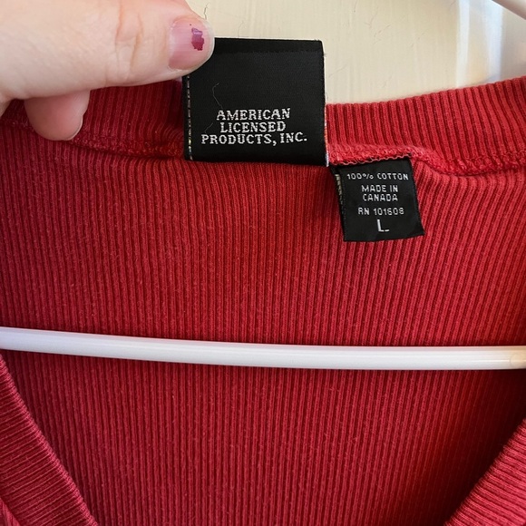 Harley Davidson Women’s Vintage Red V-neck‎ Ribbed Short Sleeve Logo Tee Size L - Picture 5 of 7